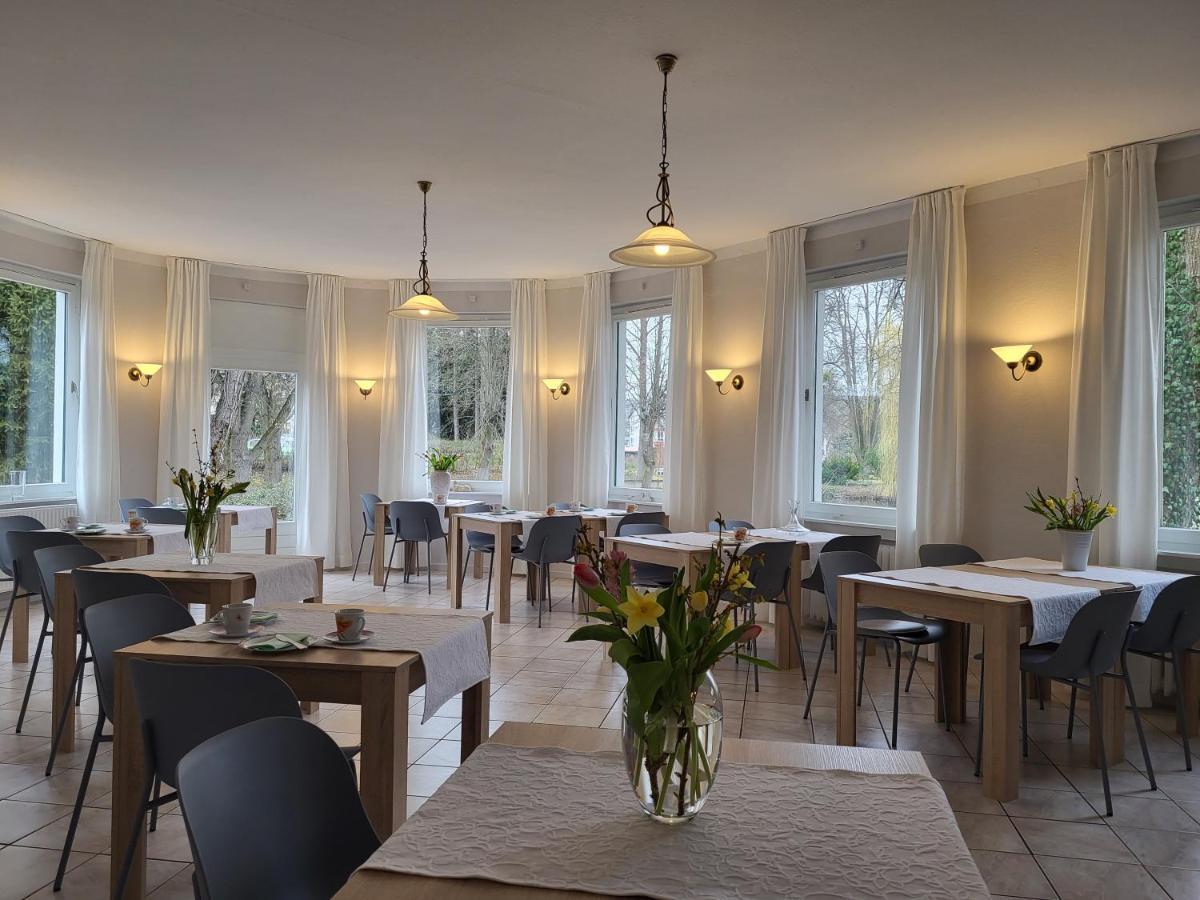 Parkhotel Am Schwanenteich باد سودين أليندورف المظهر الخارجي الصورة
